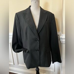 Black & Light Blue Pinstripe Long Sleeves Single Breasted Classic Blazer.